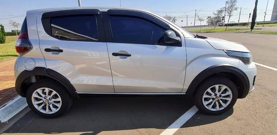 FIAT MOBI 1.0 EVO FLEX LIKE. MANUAL
